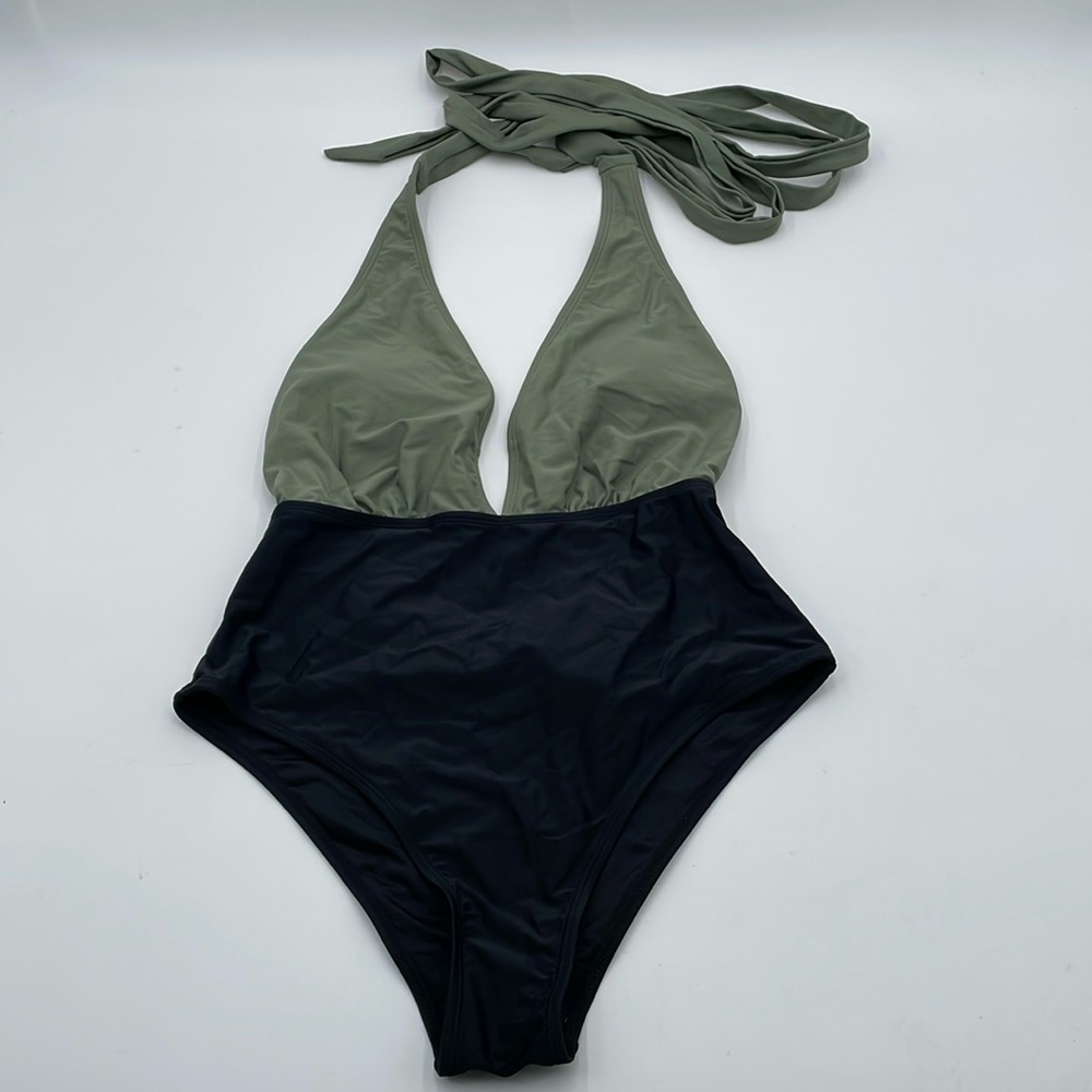 CUPSHE One Piece Swimsuit Deep V Neck Self Tied Belt Bathing Suit - M - Picture 3 of 11